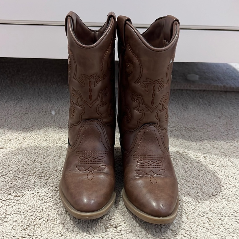 Girls cowboy boots